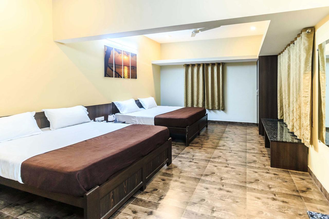 Karkera Comforts Hotell Madikeri Eksteriør bilde