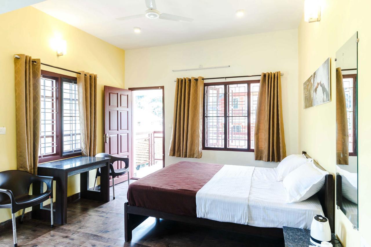 Karkera Comforts Hotell Madikeri Eksteriør bilde