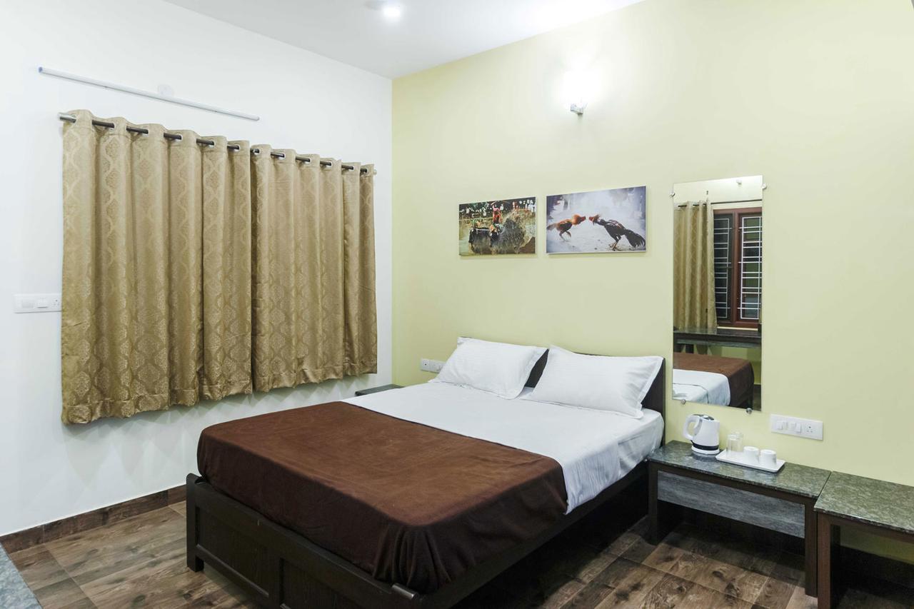 Karkera Comforts Hotell Madikeri Eksteriør bilde